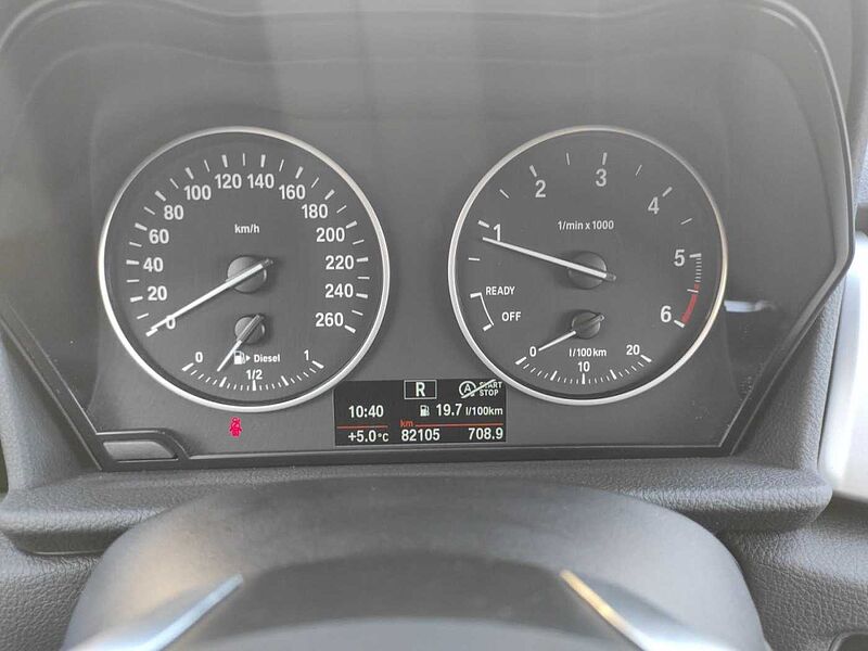 BMW 220 Active Tourer 220d 2,0L Navigation, Sitzheizung, Klimaautomatik