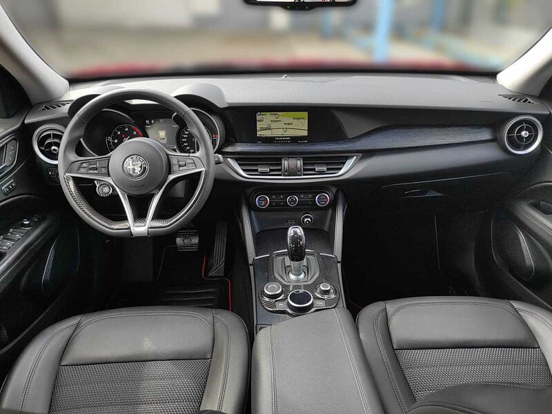 Alfa Romeo Stelvio Super Q4 2,2L Sitzheizung, Rückfahrkamera, Sport-Paket