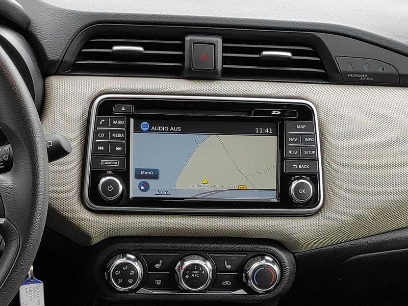 Nissan Micra N-WAY 1.0L Navigation, Sitzheizung, Einparkhilfe hinten