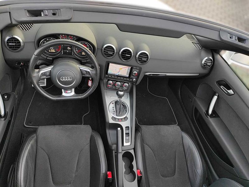 Audi TT Roadster 1.8 TFSI,  S-Line, BOSE, Sitzheizung